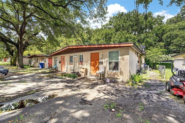 8726 & 8728 N 48TH STREET, Tampa, FL 33617