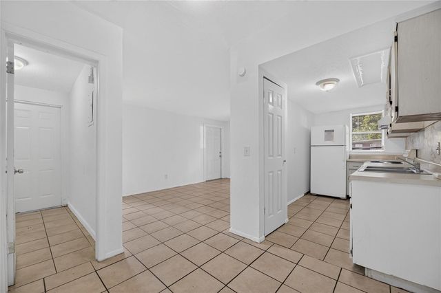 8726 & 8728 N 48TH STREET, Tampa, FL 33617