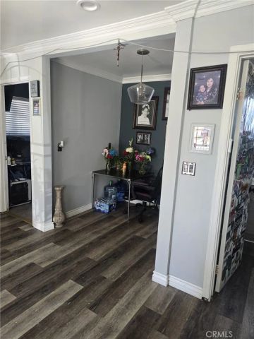 6700 10th, Los Angeles, CA 90043