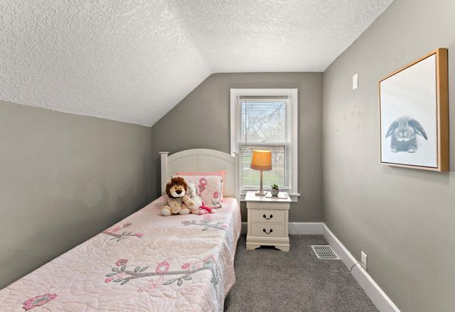 303 Cesar Chavez Street, Saint Paul, MN 55107