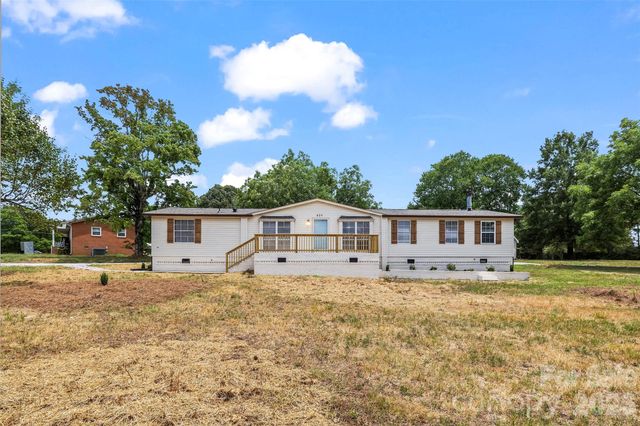625 Lakeview Road, Salisbury, NC 28147