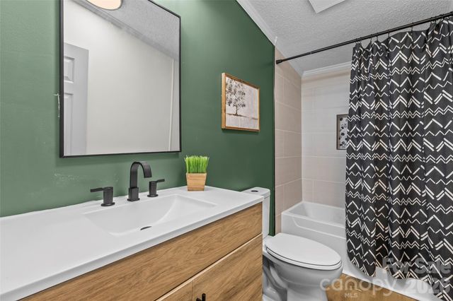 625 Lakeview Road, Salisbury, NC 28147