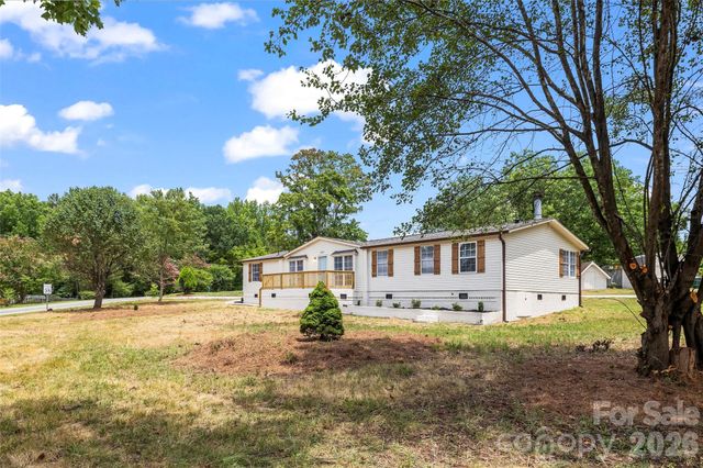 625 Lakeview Road, Salisbury, NC 28147