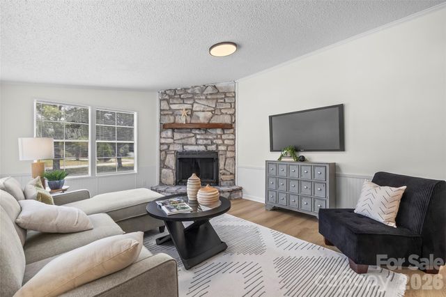 625 Lakeview Road, Salisbury, NC 28147