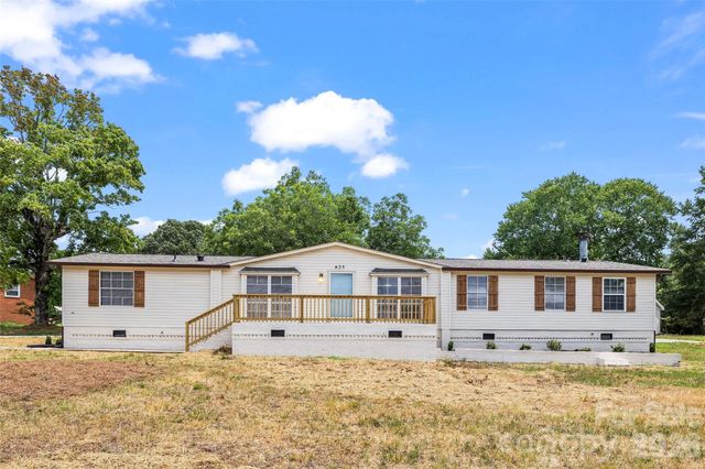625 Lakeview Road, Salisbury, NC 28147