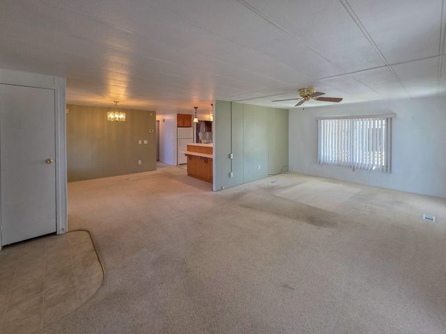 989 Rogue lea Lane, Grants Pass, OR 97526