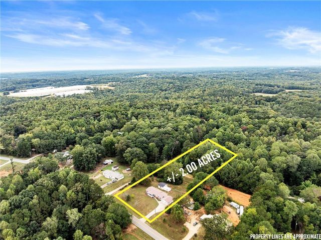 1689 Old State Road, Pendergrass, GA 30567