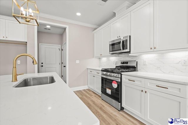 3208 Benvill Ct, Florence, SC 29501