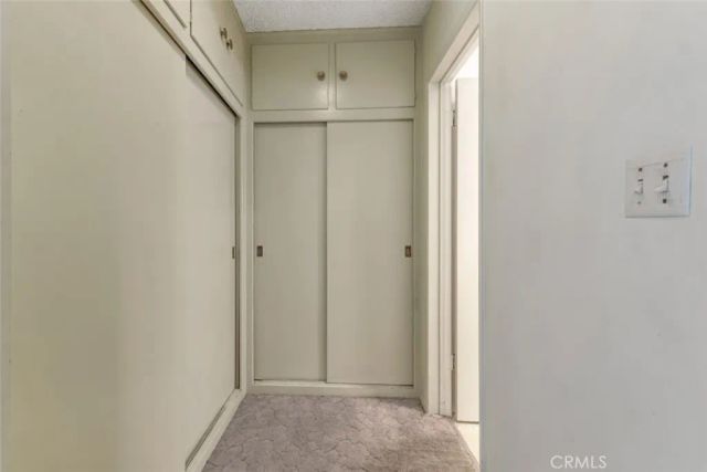 22040 Tiara Street, Woodland Hills, CA 91367
