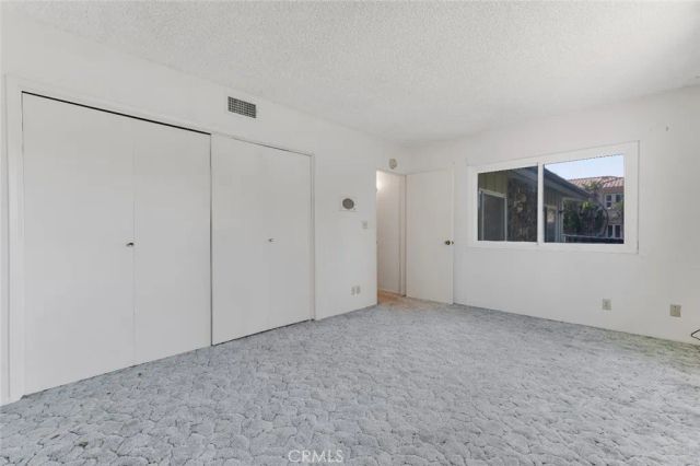 22040 Tiara Street, Woodland Hills, CA 91367
