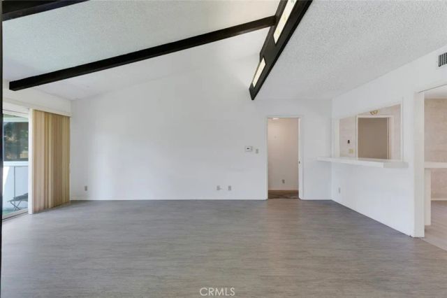 22040 Tiara Street, Woodland Hills, CA 91367