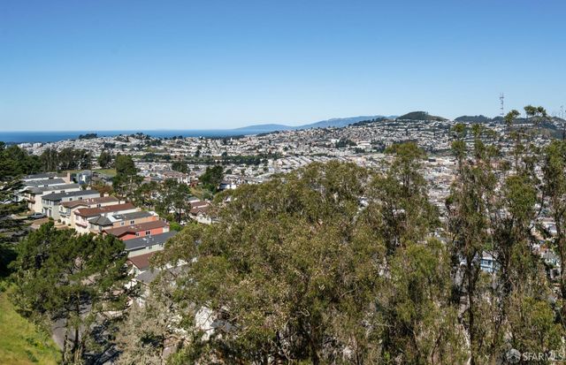 84 Caroline Way, Daly City, CA 94014