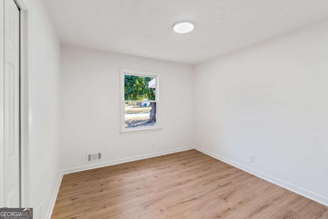 1791 CRESTRIDGE Circle NW, Conyers, GA 30012