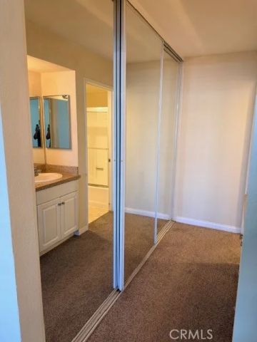 5545 Canoga Avenue, Woodland Hills, CA 91367
