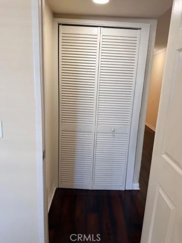 5545 Canoga Avenue, Woodland Hills, CA 91367