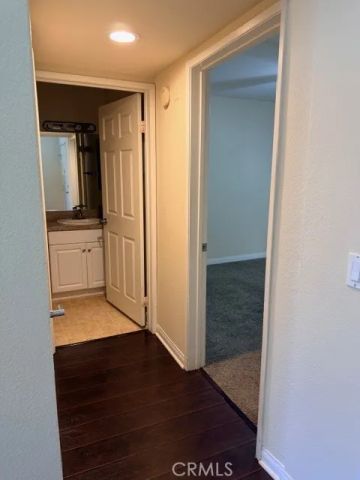 5545 Canoga Avenue, Woodland Hills, CA 91367