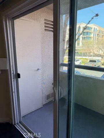 5545 Canoga Avenue, Woodland Hills, CA 91367