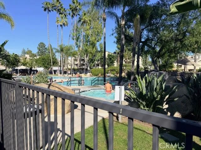 5545 Canoga Avenue, Woodland Hills, CA 91367
