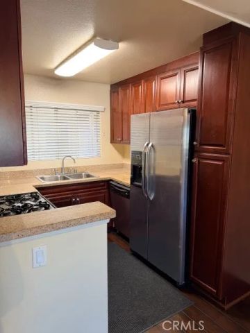 5545 Canoga Avenue, Woodland Hills, CA 91367