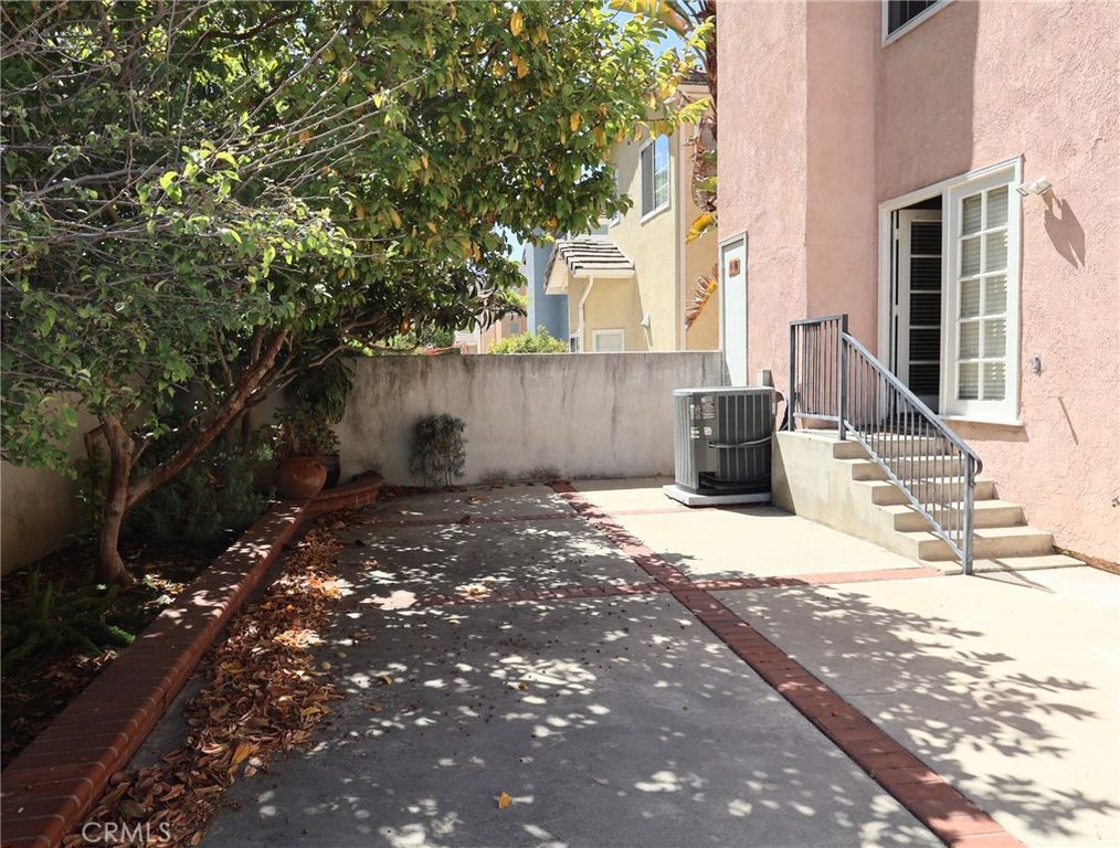 Image 39 of property listing at 2604 Woodbury Drive, Torrance, CA 90503