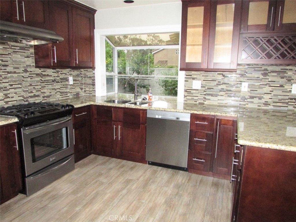 Image 7 of property listing at 2604 Woodbury Drive, Torrance, CA 90503