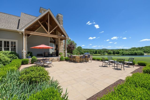 6017 Native Pony Trl, College Grove, TN 37046