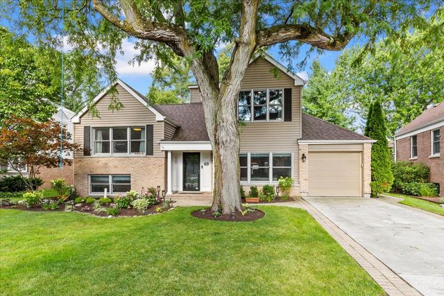 40 Williamsburg Road, Evanston, IL 60203