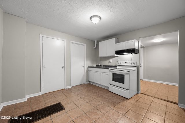 1712 Saint Louis Ave, Louisville, KY 40210