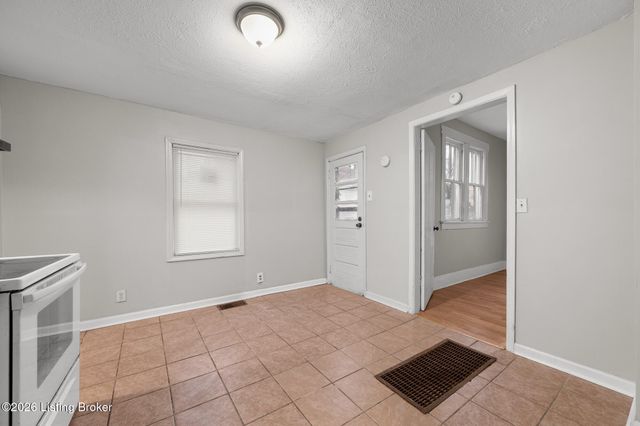 1712 Saint Louis Ave, Louisville, KY 40210