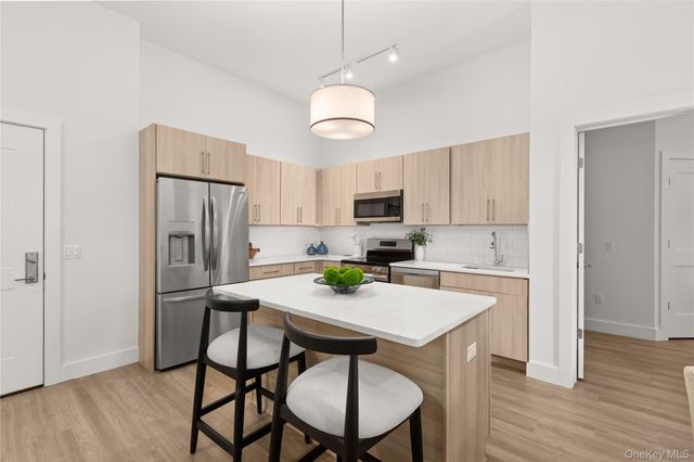 4180 Sunrise Highway, Oakdale, NY 11716