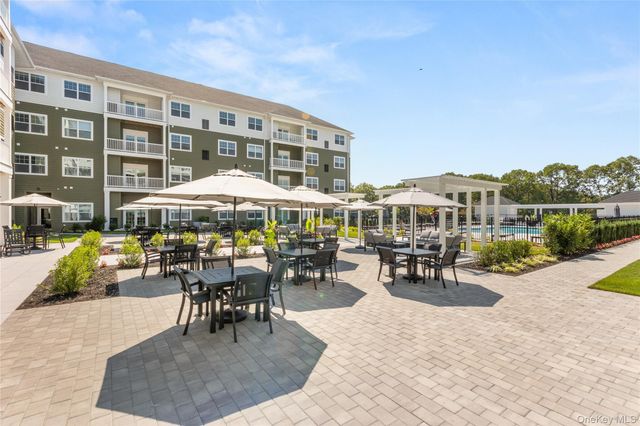 4180 Sunrise Highway, Oakdale, NY 11716