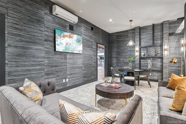 4180 Sunrise Highway, Oakdale, NY 11716