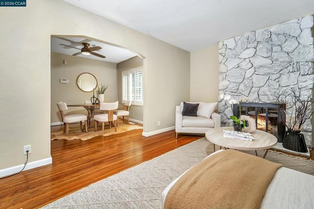 2929 Howard St, Richmond, CA 94804