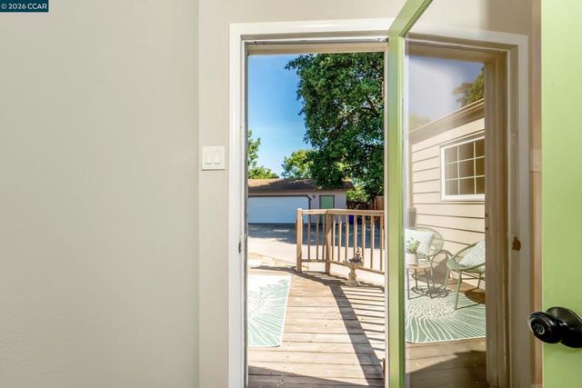 2929 Howard St, Richmond, CA 94804