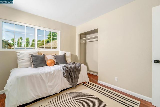 2929 Howard St, Richmond, CA 94804