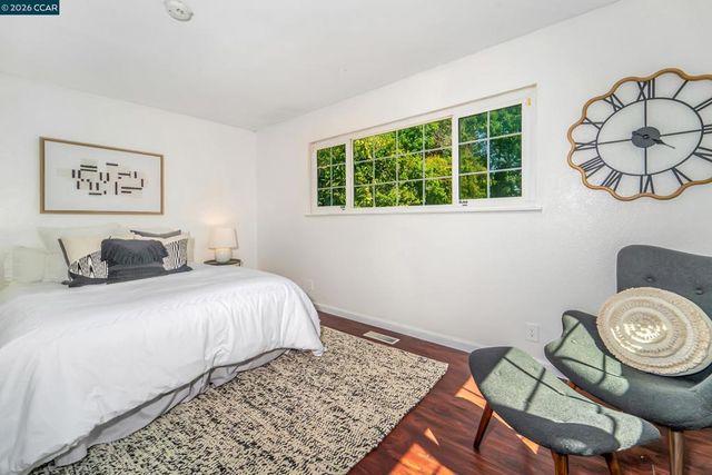 2929 Howard St, Richmond, CA 94804