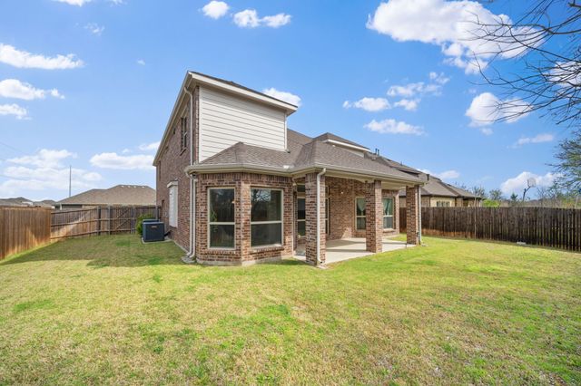 320 Calhoun Street, Glenn Heights, TX 75154