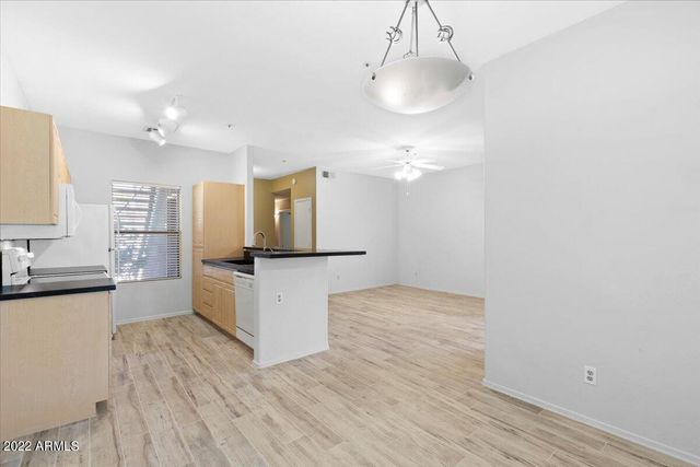 9600 N 96th Street Apt 109, Scottsdale, AZ 85258