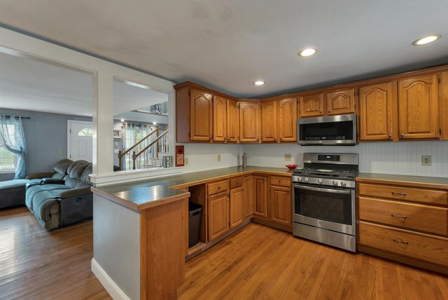 46 Albin Road, Bow, NH 03304