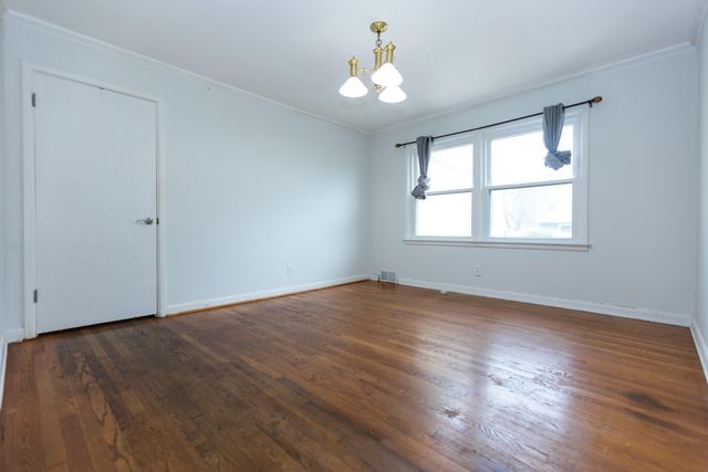 2114 S Windsor Drive, Springfield, MO 65807