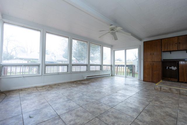 2114 S Windsor Drive, Springfield, MO 65807