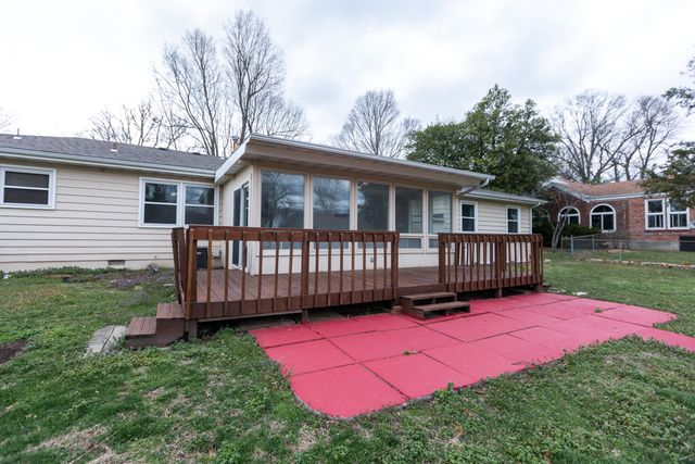 2114 S Windsor Drive, Springfield, MO 65807