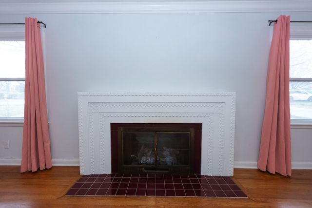 2114 S Windsor Drive, Springfield, MO 65807