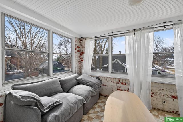 2520 N 56 Street, Omaha, NE 68104