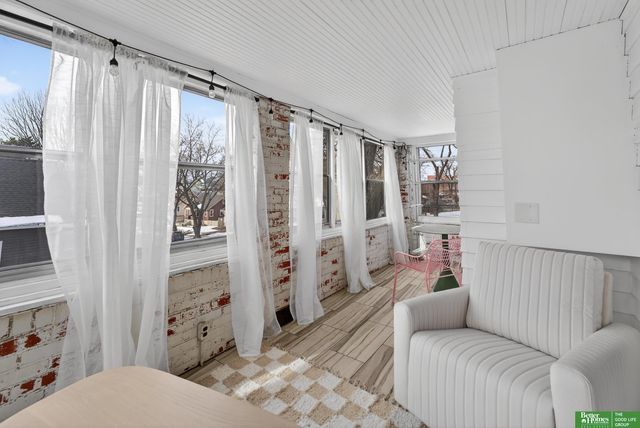 2520 N 56 Street, Omaha, NE 68104