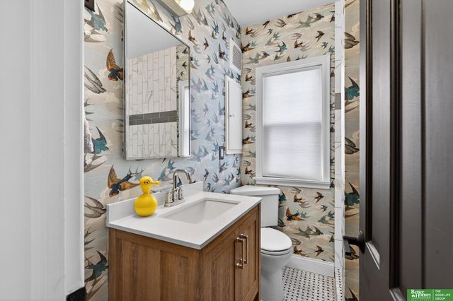 2520 N 56 Street, Omaha, NE 68104