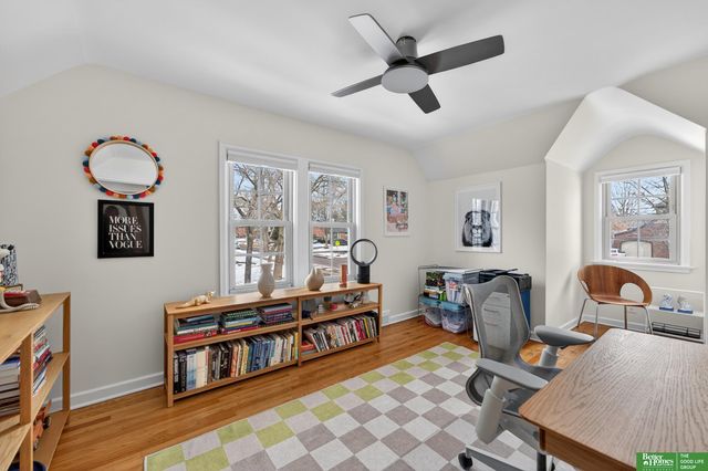 2520 N 56 Street, Omaha, NE 68104