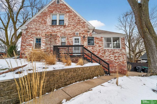 2520 N 56 Street, Omaha, NE 68104