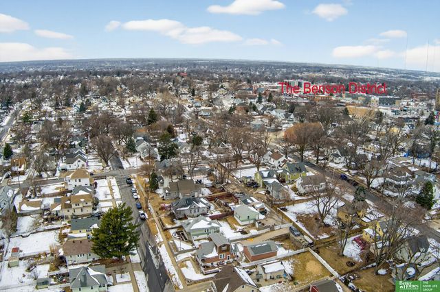 2520 N 56 Street, Omaha, NE 68104