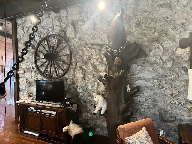 8903 Maidens Road, Bear Lake, MI 49614